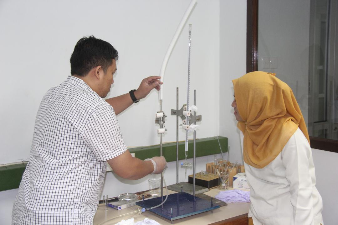 Pembimbingan Tugas Akhir (TA) Mahasiswa S1 di P2 Fisika - LIPI