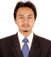 Yanuandri  Putrasari